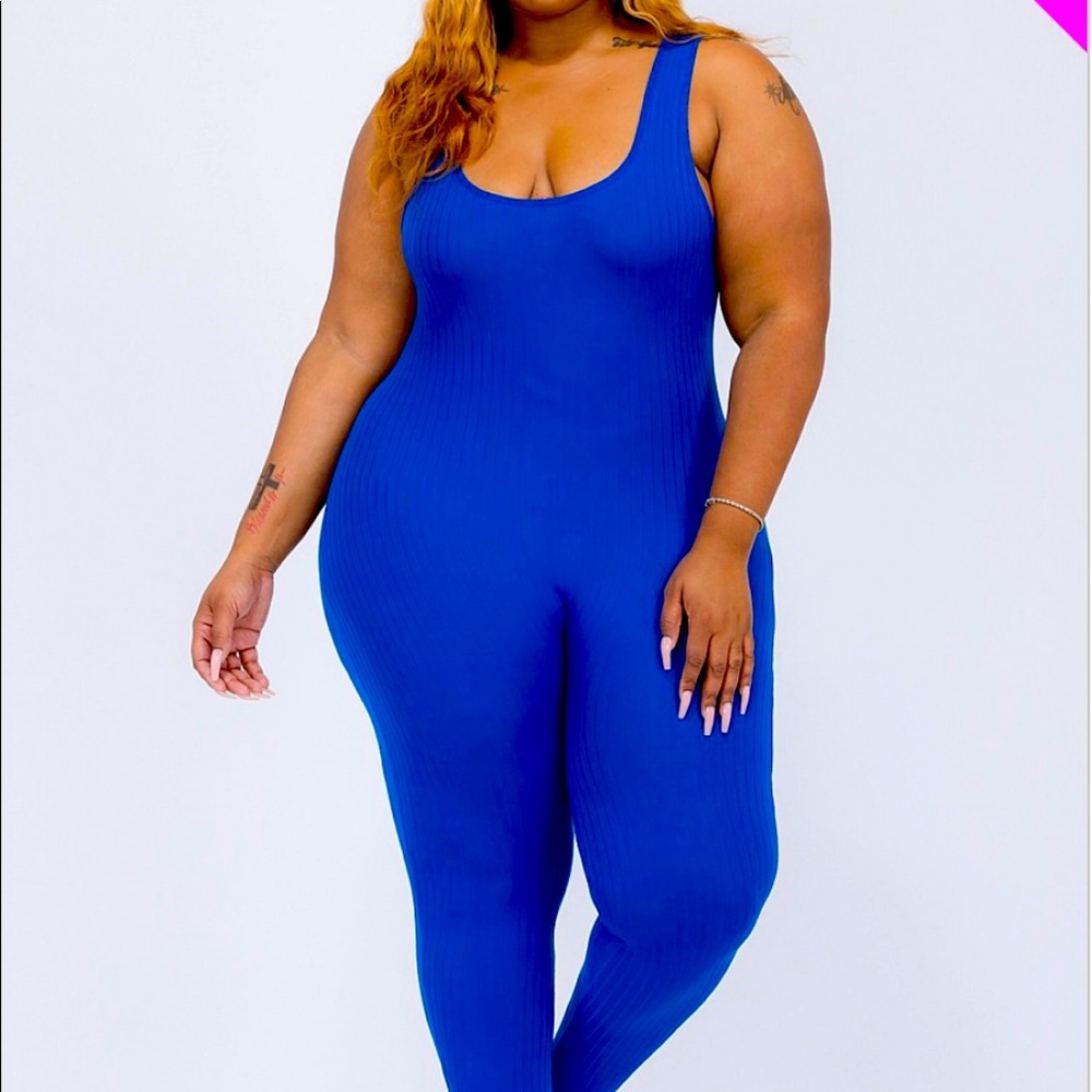 PLUS SCOOP NECK BODYCON JUMPSUIT